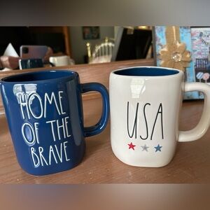 2 Patriotic coffee mugs